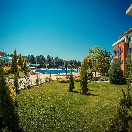 In Green Fort Апартаменты *